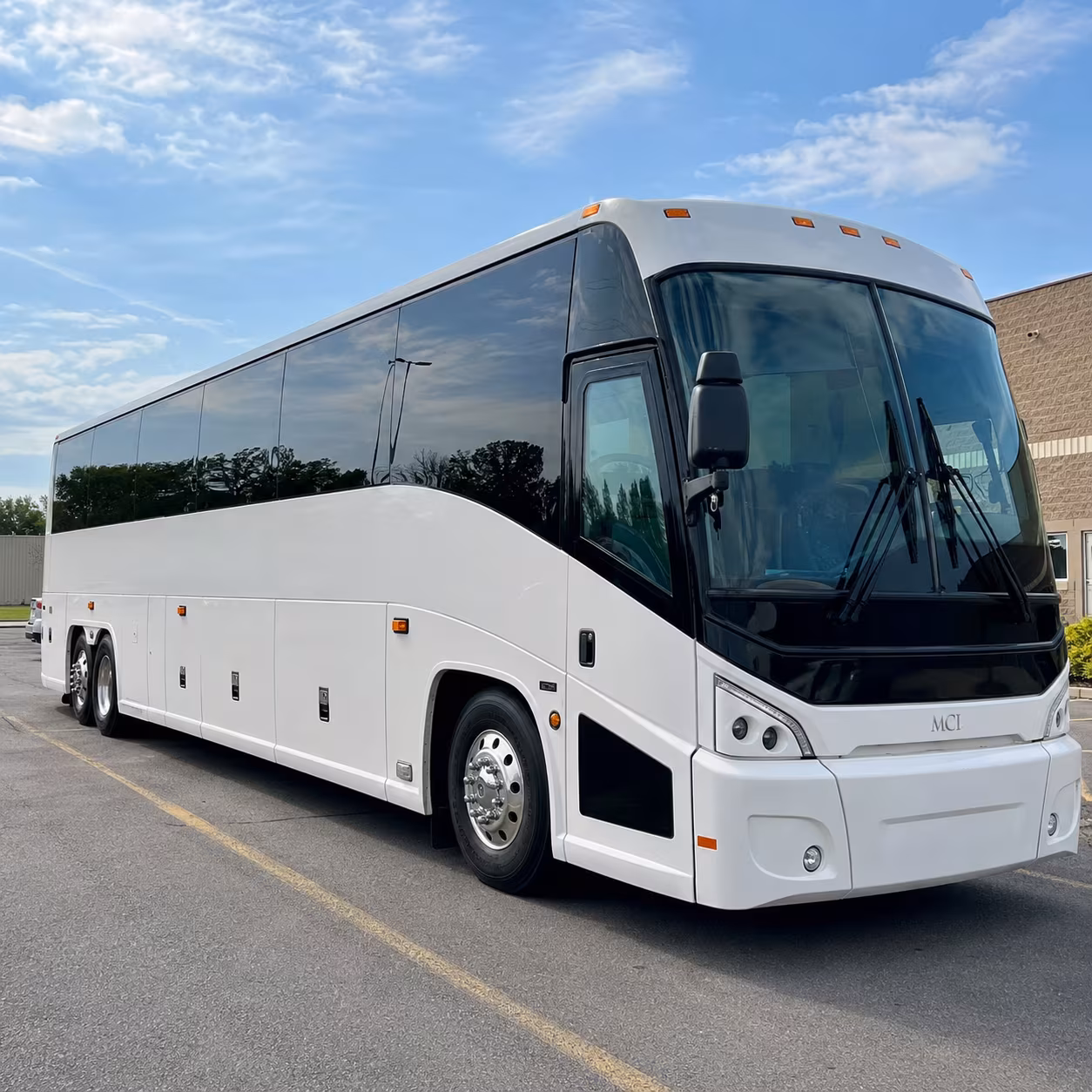 ready to compare long distance bus options to carlsbad caverns or white sands