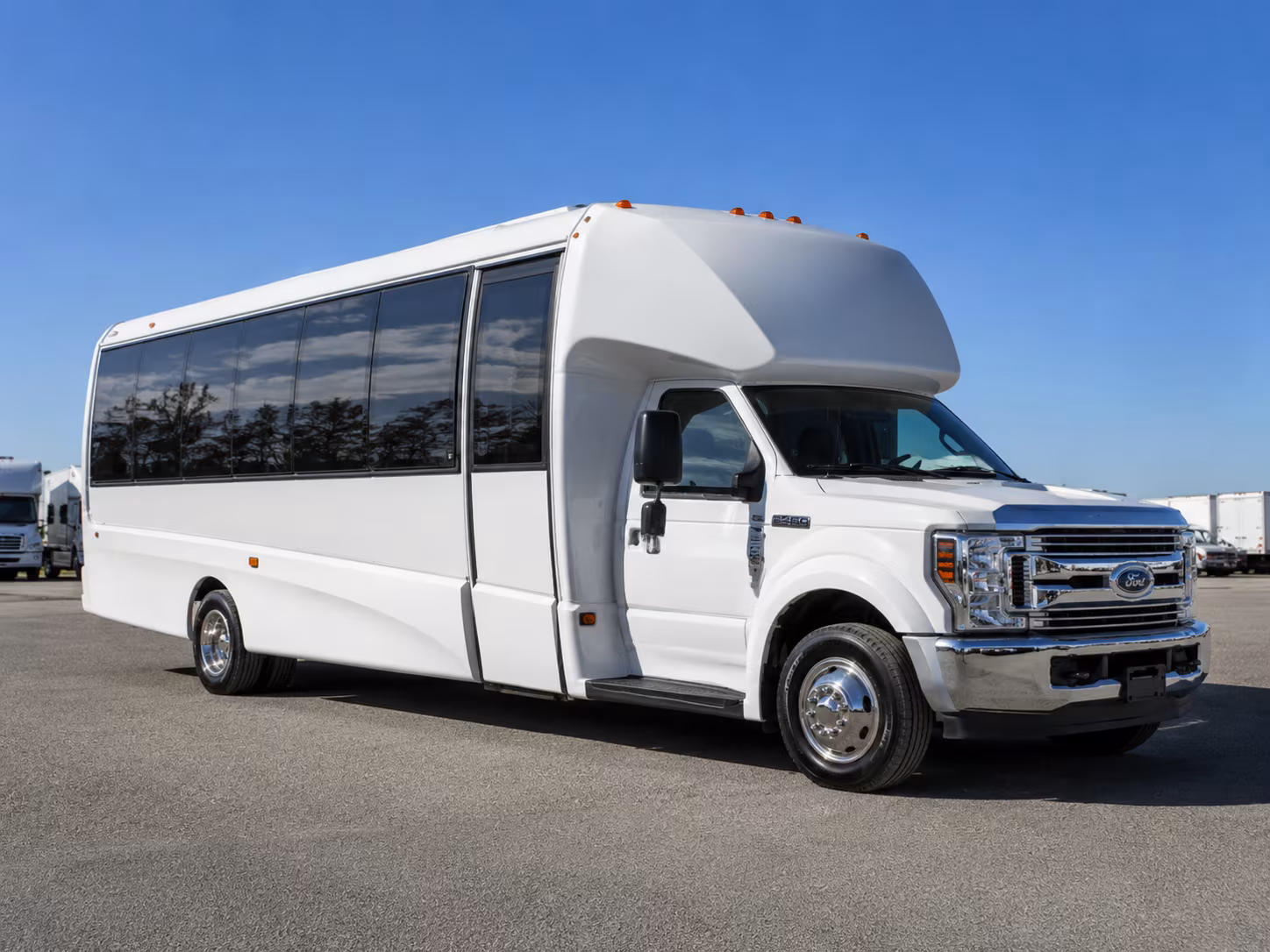 santa fe bus rentals