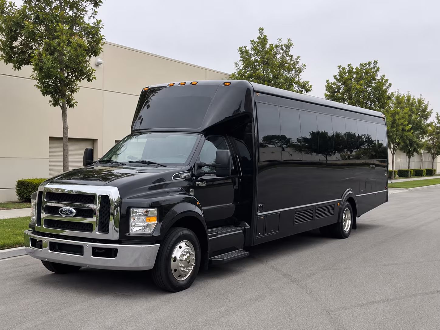 use a party bus to make your nob hill bar crawl or bachelorette night unforgettable